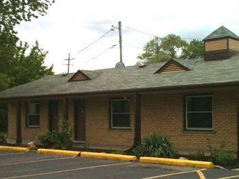 Evergreen Motel Inkster Exterior photo